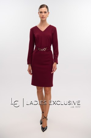 FIBES Φόρεμα κρεπ σε ίσια γραμμή