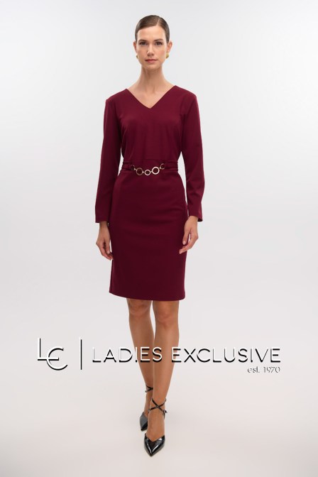 FIBES Φόρεμα κρεπ σε ίσια γραμμή