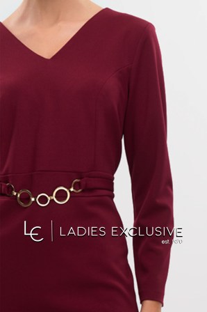 FIBES Φόρεμα κρεπ σε ίσια γραμμή